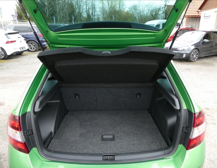 Škoda Rapid Hatchback 1,2 l 77 kw