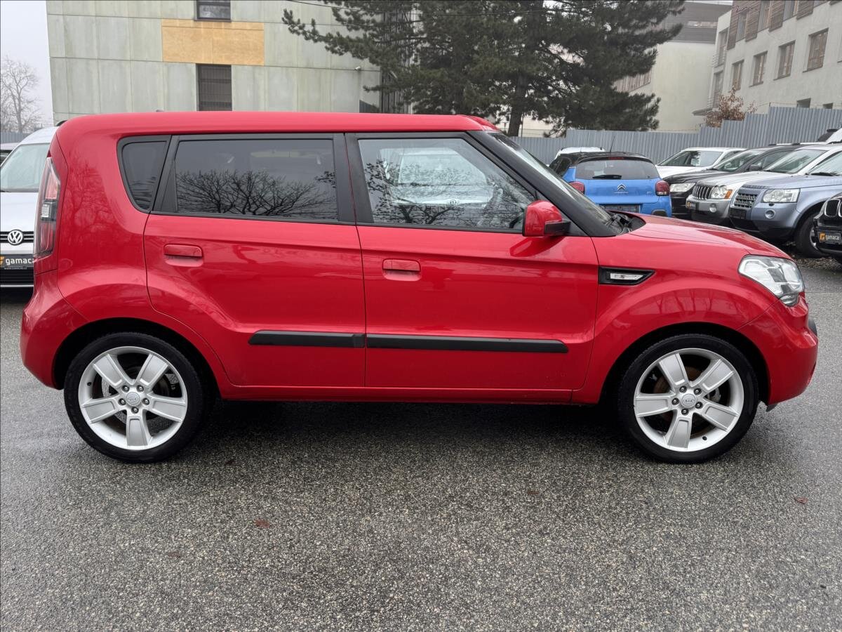 KIA Soul Hatchback 1,6 l 94 kw