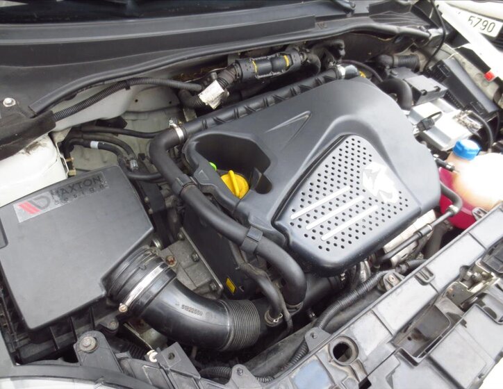 Fiat Grande Punto Hatchback 1,4 l 139 kw