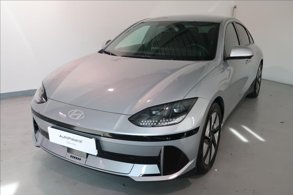 Hyundai Ioniq 6 Sedan / Limuzína 0,0 239 kw