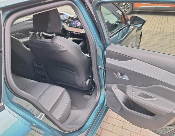 Peugeot 308 Kombi 1,5 l 96 kw