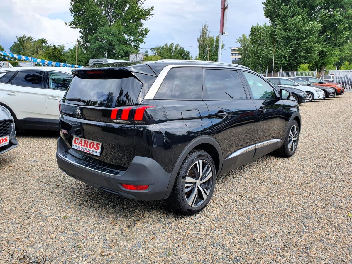 Peugeot 5008 SUV / Terénní 1,5 l 96 kw