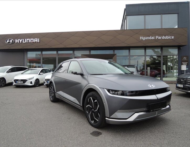 Hyundai Ioniq 5 SUV / Terénní 1,0 239 kw