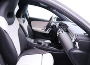 Mercedes-Benz Třídy A Hatchback 1,3 l 120 kw