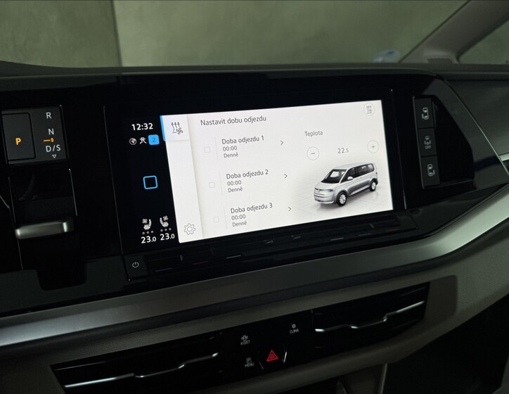 Volkswagen Multivan 43