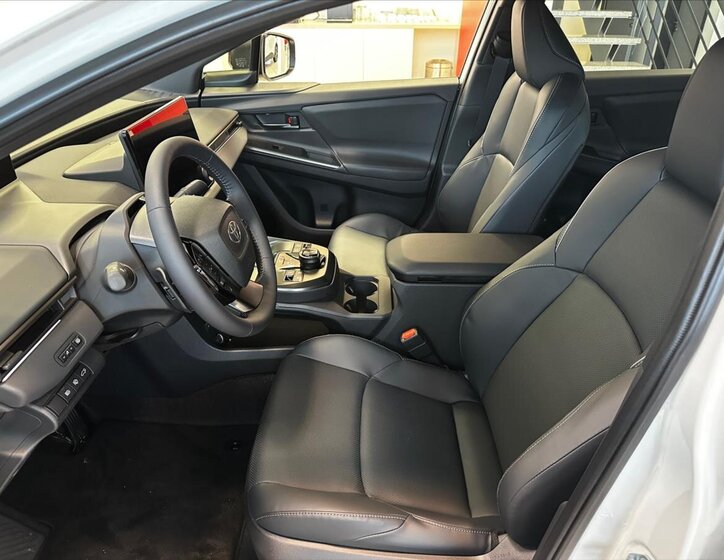 Toyota bZ4X SUV 0,0 252 kw