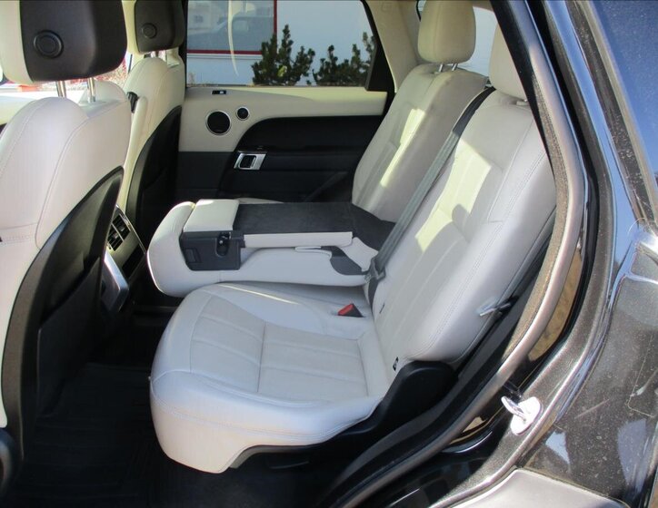 Land Rover Range Rover Sport 8