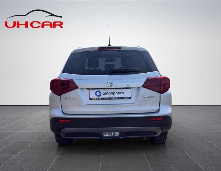 Suzuki Vitara SUV / Terénní 1,4 l 103 kw