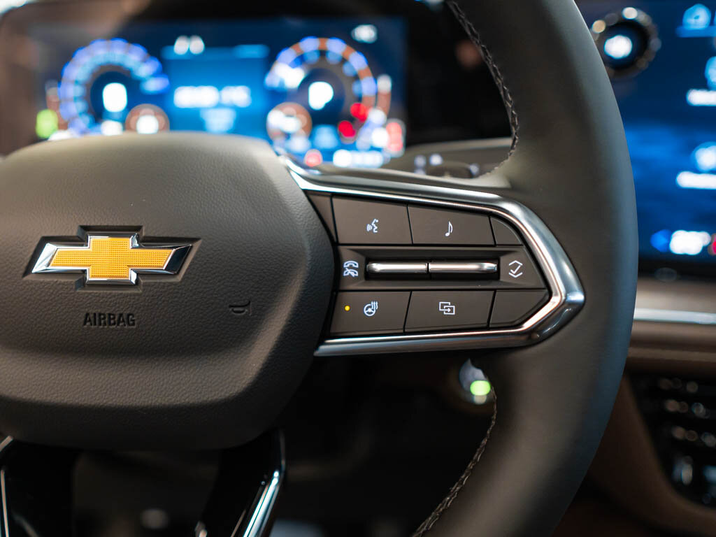 Chevrolet Suburban SUV 6,2 l 313 kw