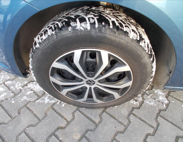 Volkswagen Touran MPV 1,6 l 77 kw