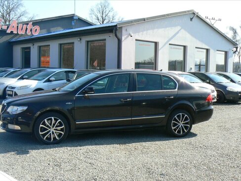 Škoda Superb Sedan / Limuzína 3,6 l 191 kw