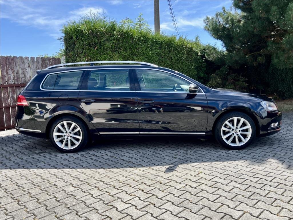 Volkswagen Passat Kombi 2,0 l 103 kw