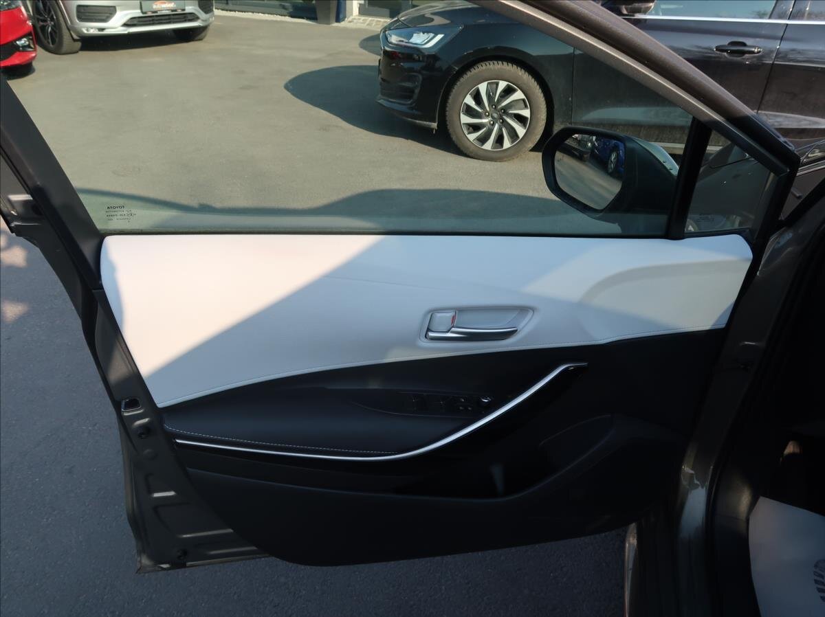 Toyota Corolla Kombi 2,0 l 132 kw