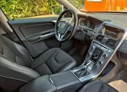 Volvo XC60 11