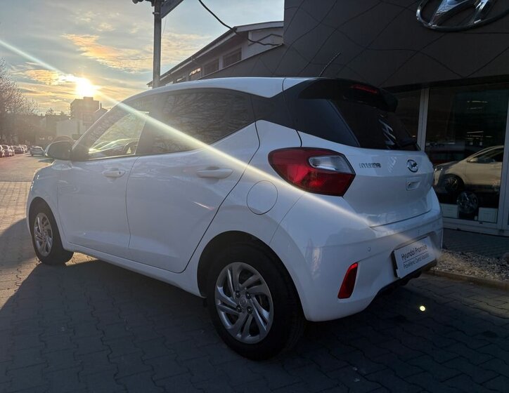 Hyundai i10 Hatchback 998,0 49 kw