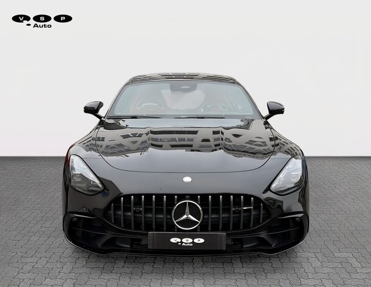 Mercedes-Benz AMG GT 8