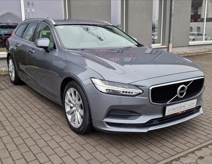 Volvo V90 Kombi 2,0 l 140 kw