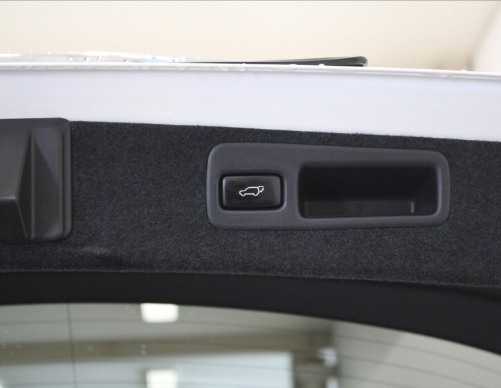 Lexus RX 450h SUV / Terénní 3,5 l 220 kw