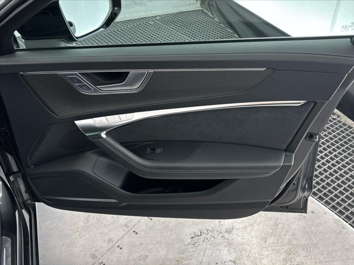 Audi S6 Kombi 3,0 l 253 kw