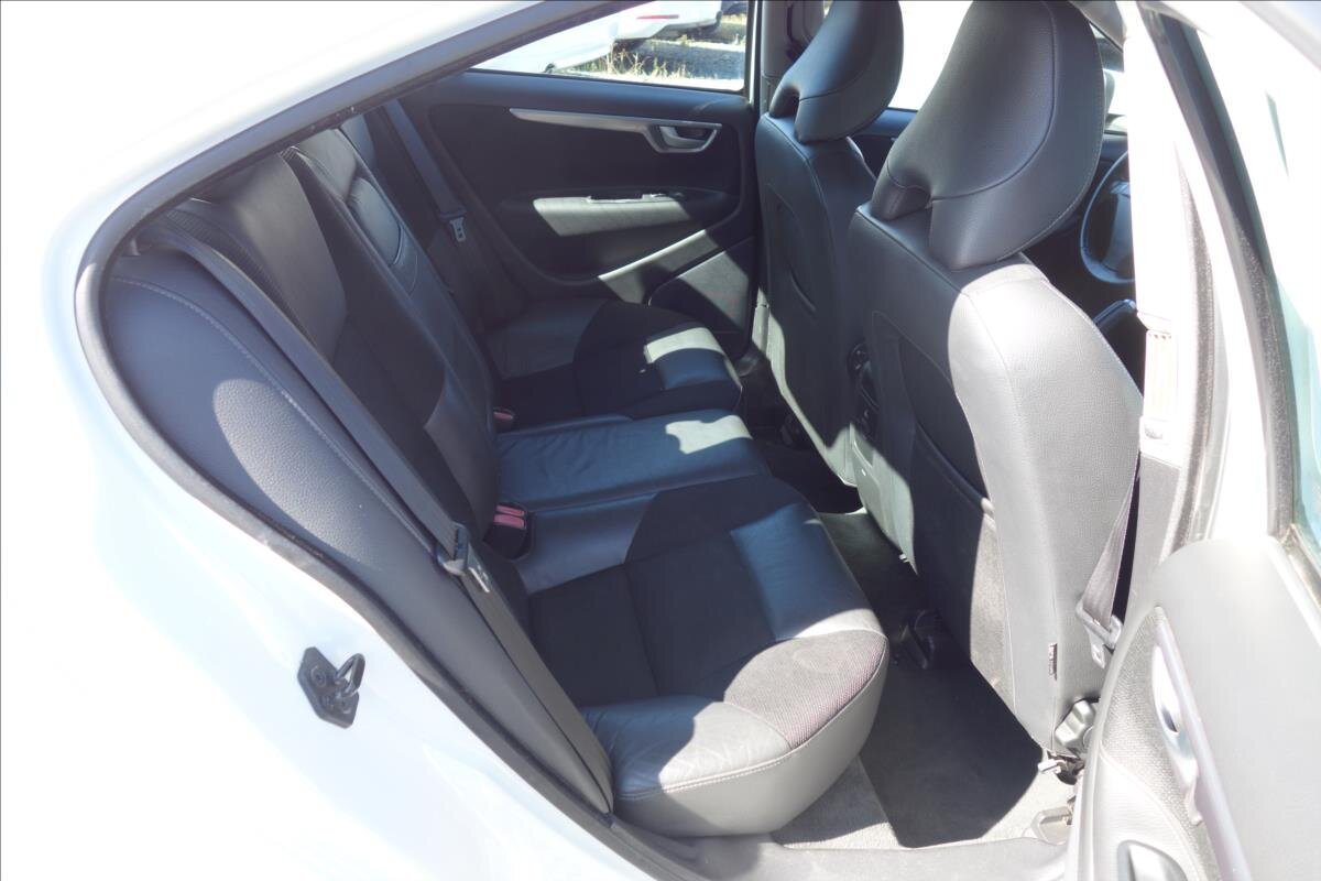 Volvo S60 Sedan / Limuzína 2,4 l 93 kw