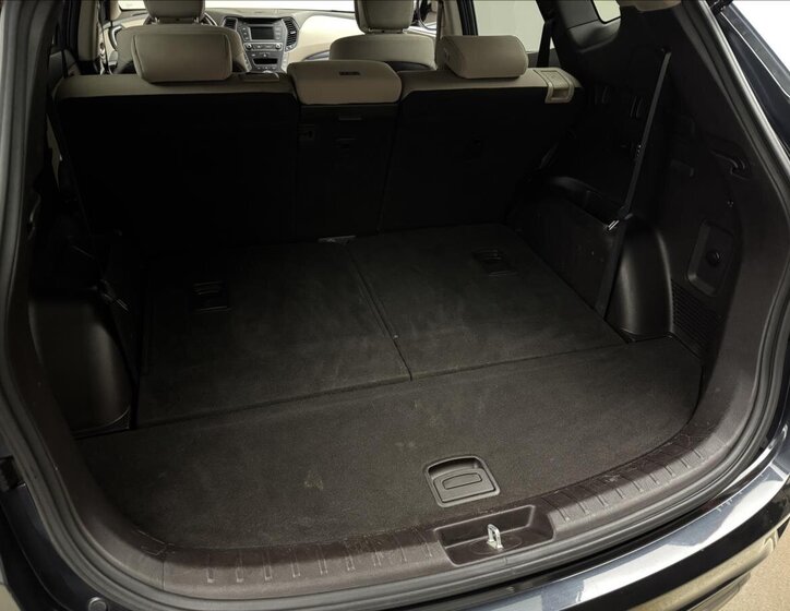 Hyundai Santa Fe SUV / Terénní 2,2 l 147 kw