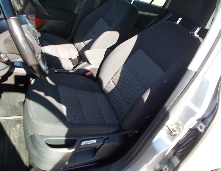 Škoda Octavia Kombi 1,6 l 77 kw