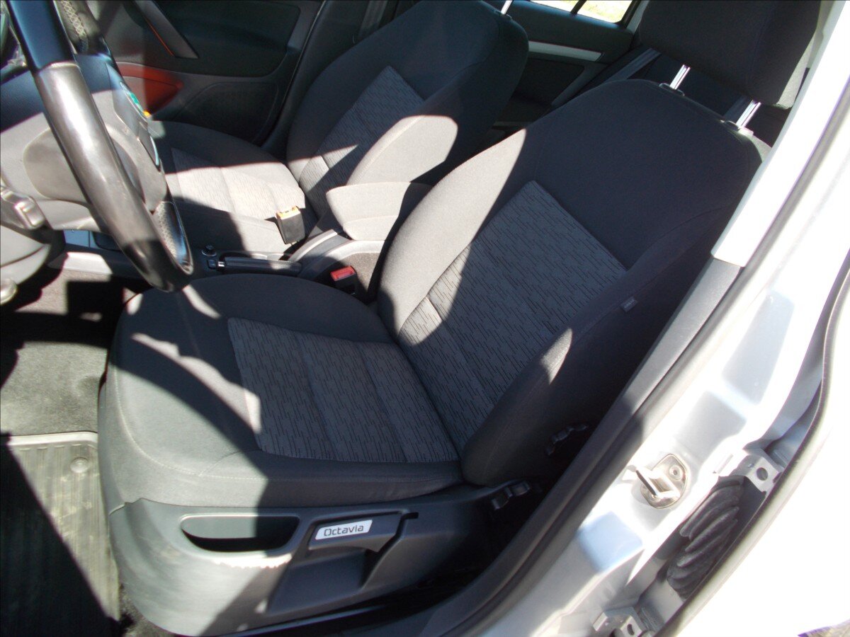 Škoda Octavia Kombi 1,6 l 77 kw