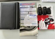 Toyota Land Cruiser SUV / Terénní 4,5 l 186 kw