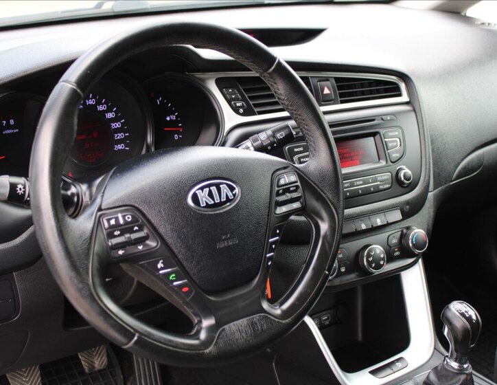 KIA Ceed Hatchback 1,4 l 73 kw