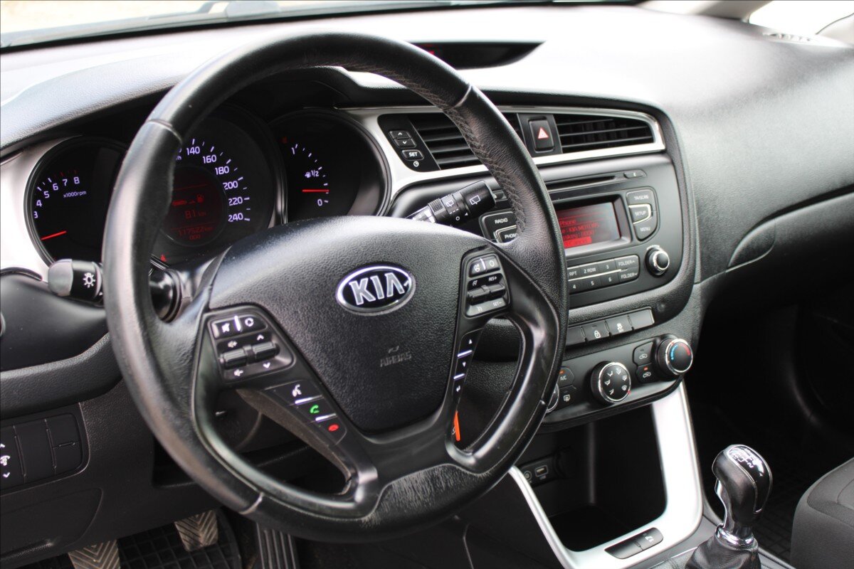 KIA Ceed Hatchback 1,4 l 73 kw