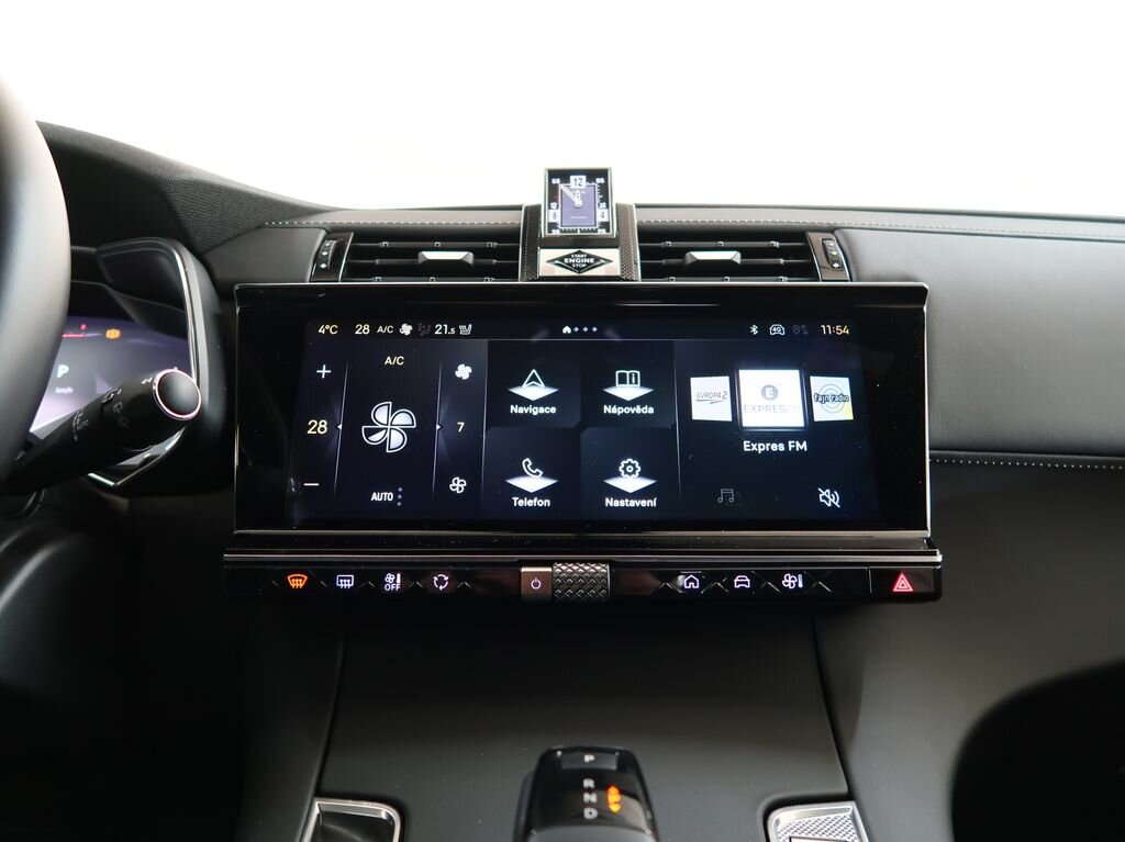 DS Automobiles DS7 Crossback