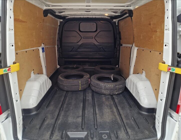 Ford Transit Custom Skříň 2,0 l 77 kw