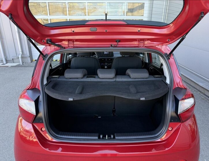 Hyundai i10 Hatchback 998,0 49 kw