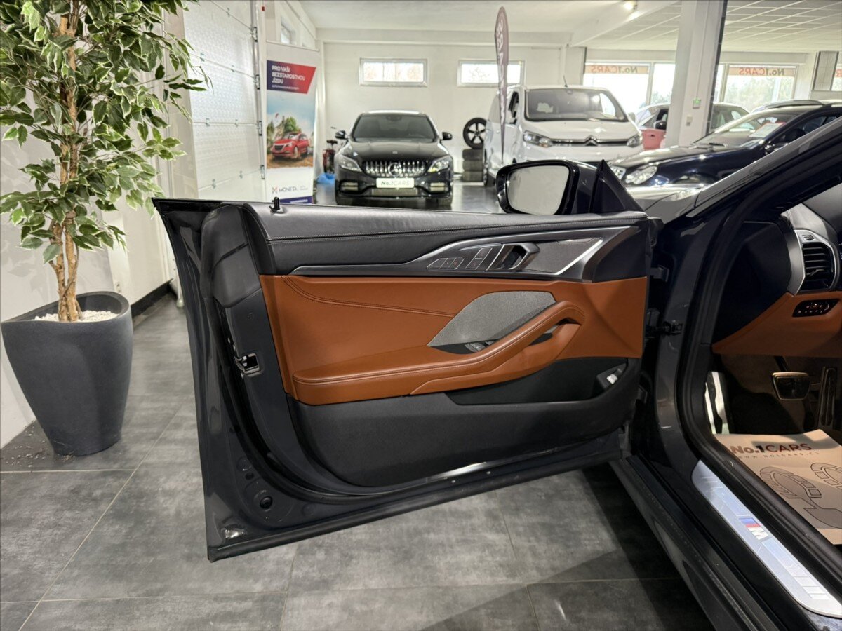 BMW Řada 8 Sedan 3,0 l 250 kw