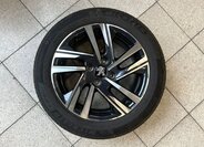 Peugeot 208 Hatchback 1,2 l 74 kw