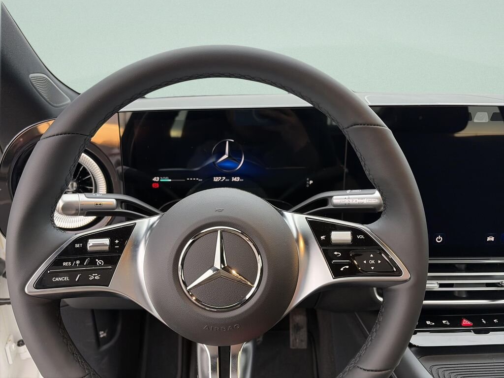 Mercedes-Benz CLA Sedan / Limuzína 1,3 l 120 kw