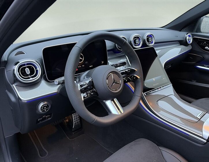 Mercedes-Benz Třídy C Kombi 2,0 l 157 kw