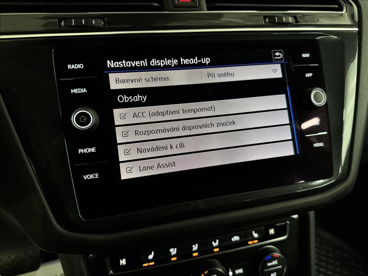 Volkswagen Tiguan Allspace SUV / Terénní 2,0 l 140 kw
