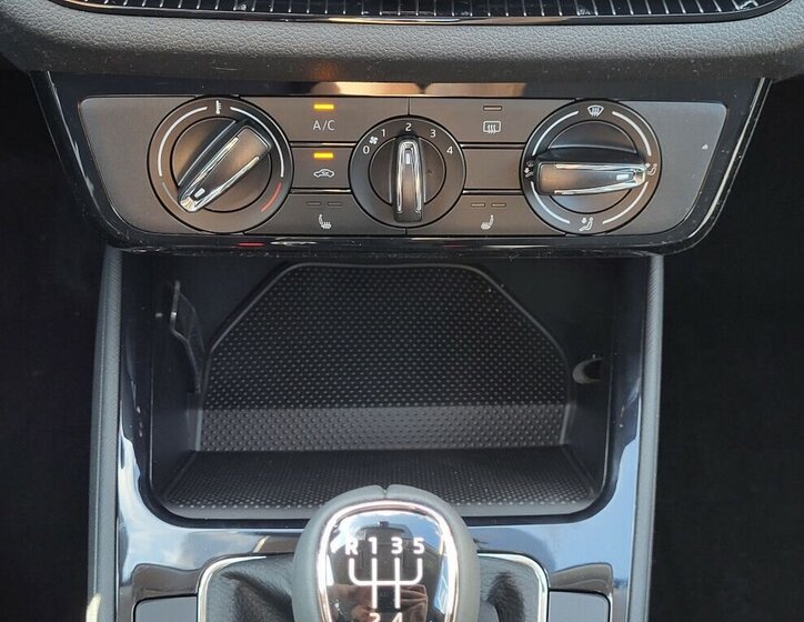 Škoda Fabia Hatchback 999,0 59 kw