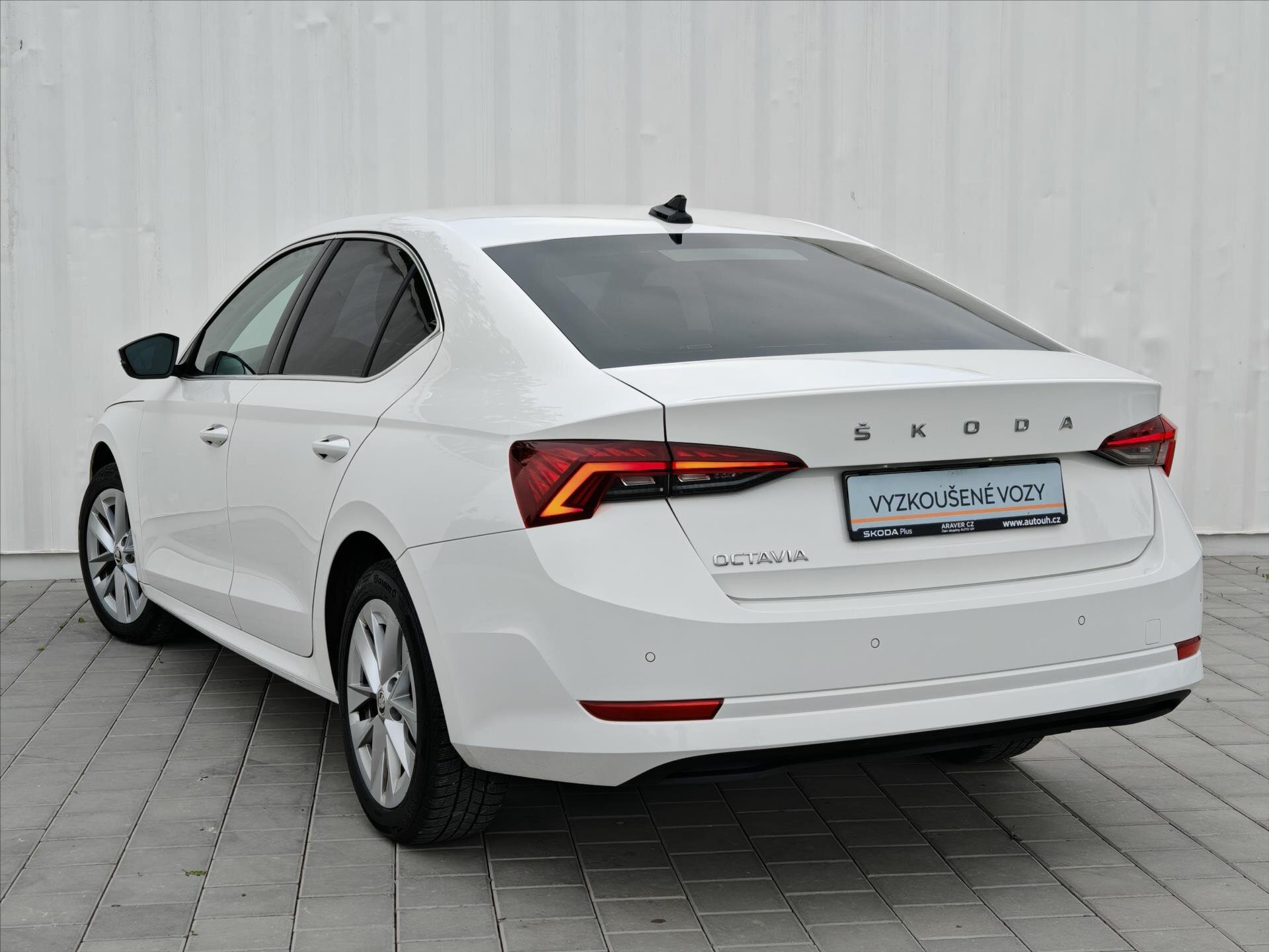 Škoda Octavia Sedan / Limuzína 2,0 l 85 kw