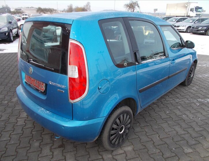 Škoda Roomster 10