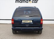 Chrysler Voyager 6