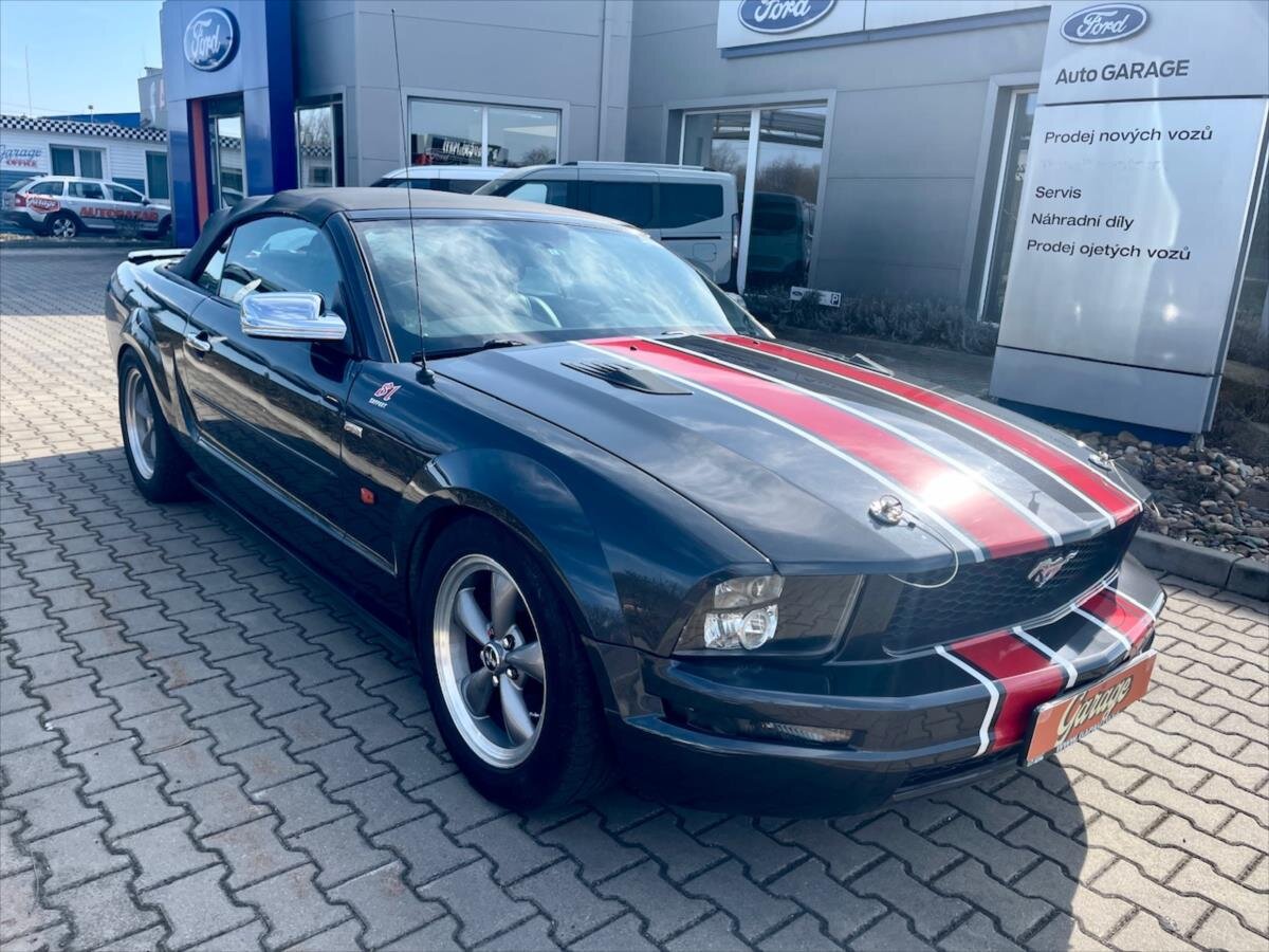 Ford Mustang Kabriolet 4,0 l 157 kw