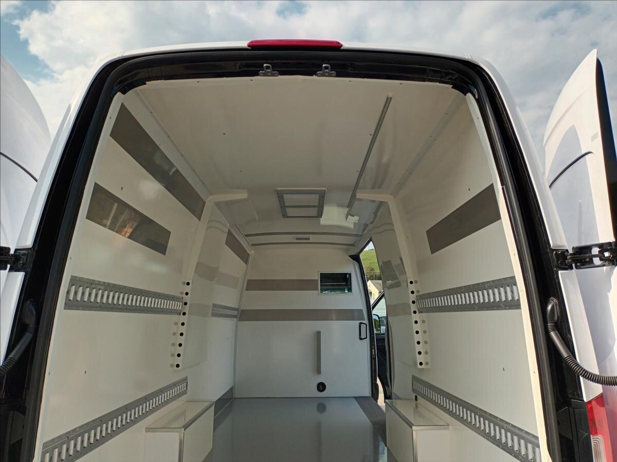 Mercedes-Benz Sprinter Ostatní 3,0 l 140 kw