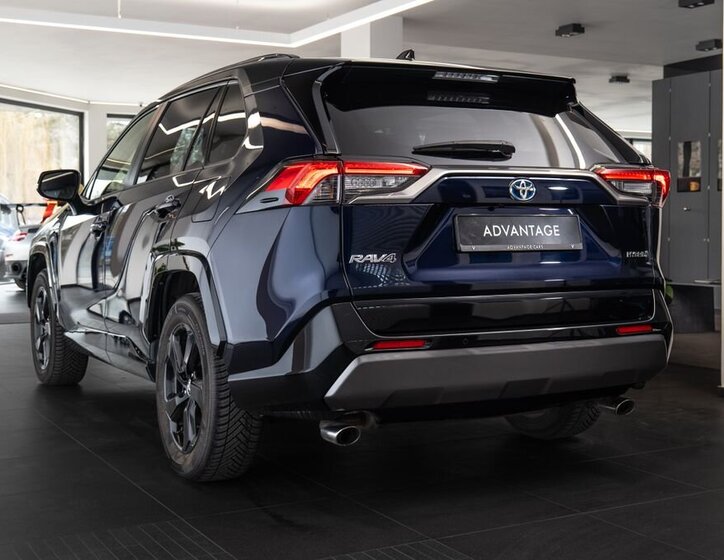 Toyota RAV4 SUV 2,5 l 131 kw