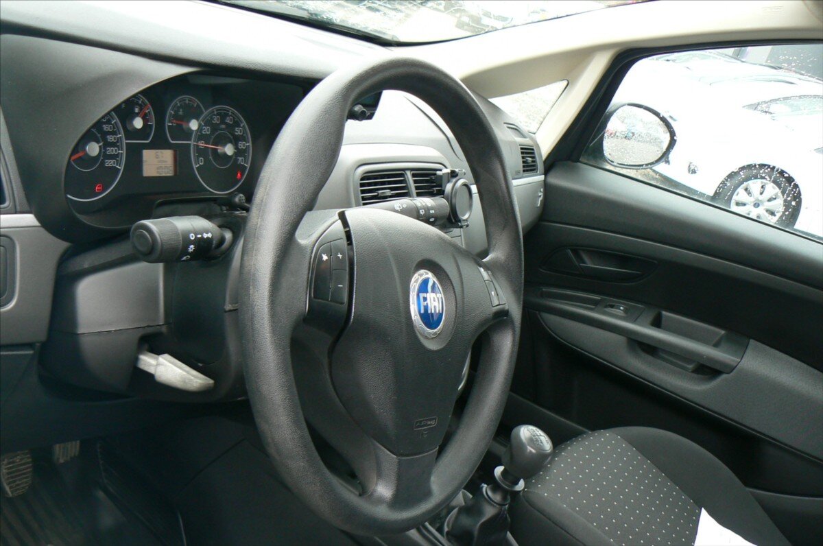 Fiat Punto Hatchback 1,4 l 57 kw