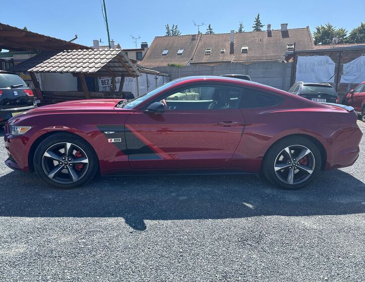 Ford Mustang 8