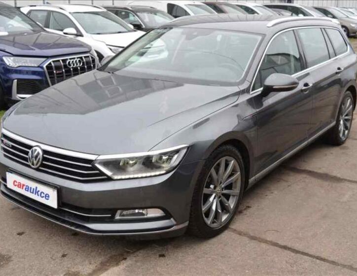Volkswagen Passat CC 1
