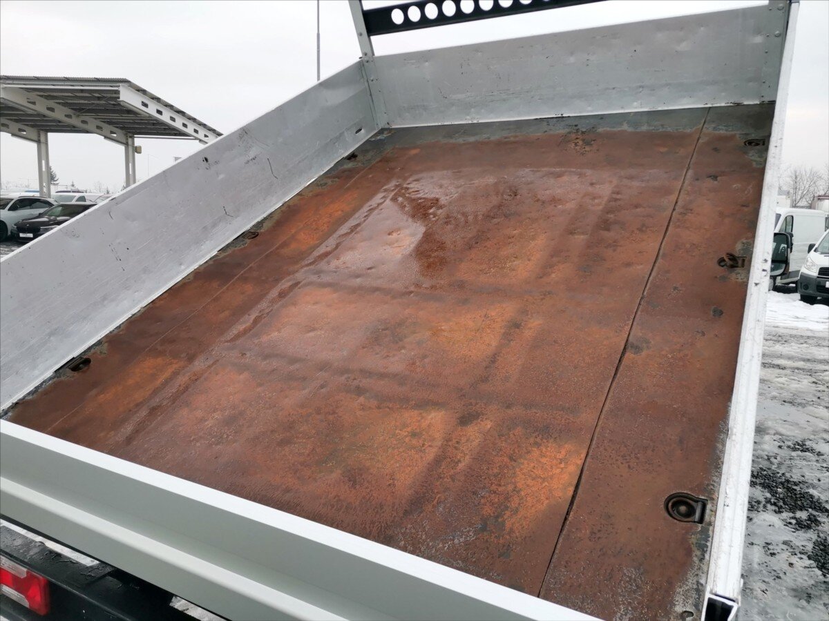 Iveco Daily Sklápěč 2,3 l 100 kw