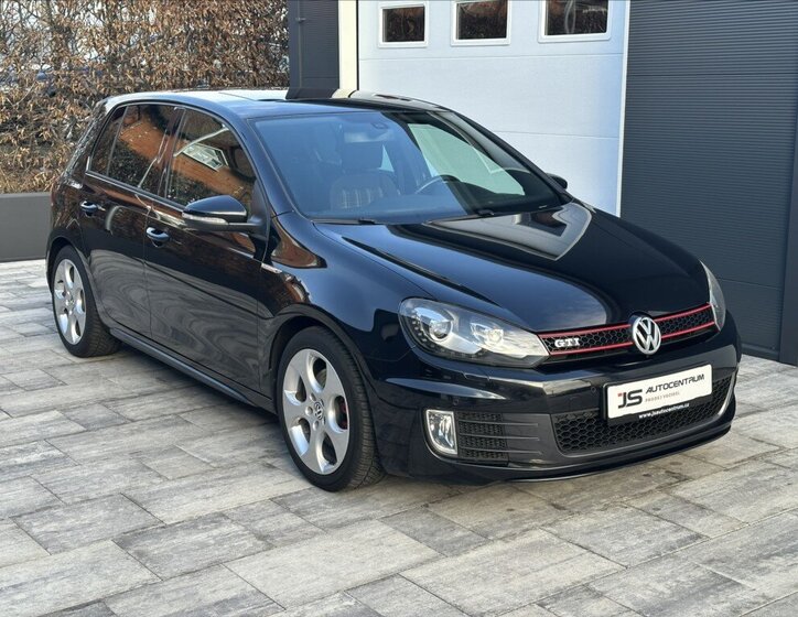 Volkswagen Golf Hatchback 2,0 l 155 kw